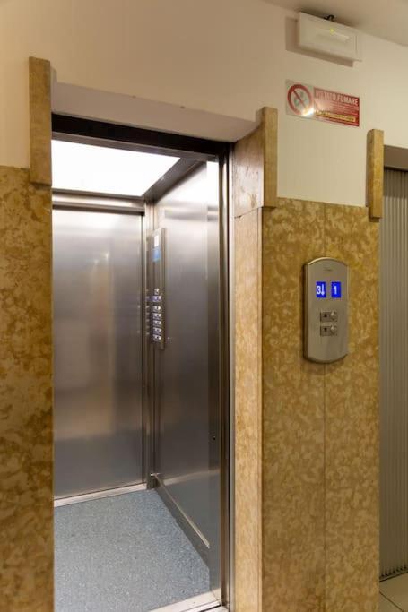 Porta Nuova Moscova: Cozy Apartment Near Duomo! Milán Exterior foto